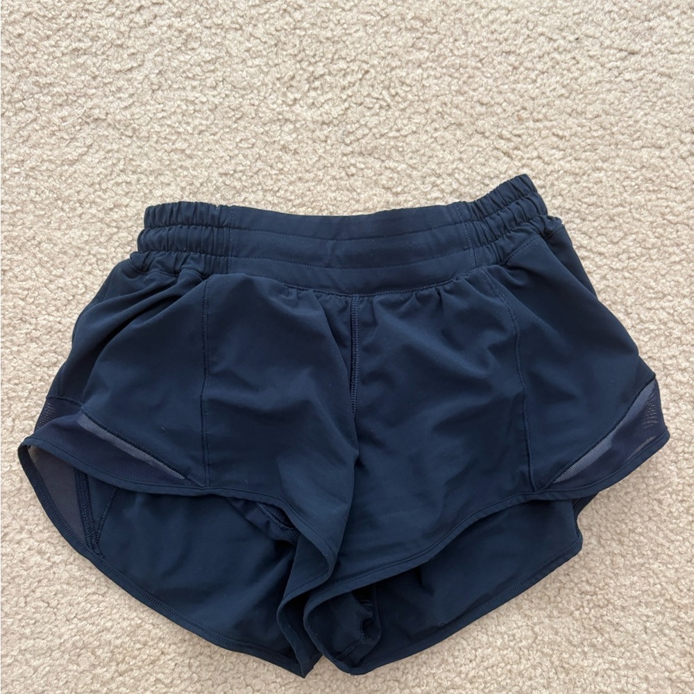 Lululemon navy hotty hot shorts size 4
